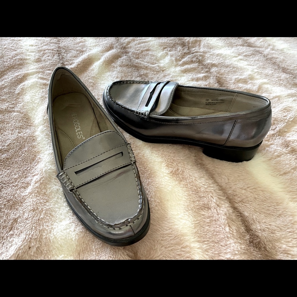 AEROSOLES
